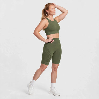 Ionix Labs Shaping Shorts in green, side view